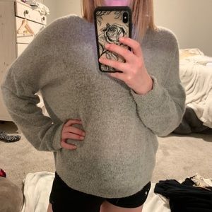 piko sweater